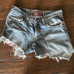 Levi’s, 31x30, Jean shorts
